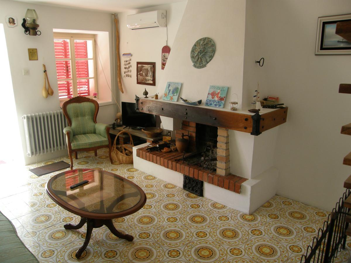 فيلا Stone House In Buljarica Petrovac المظهر الخارجي الصورة