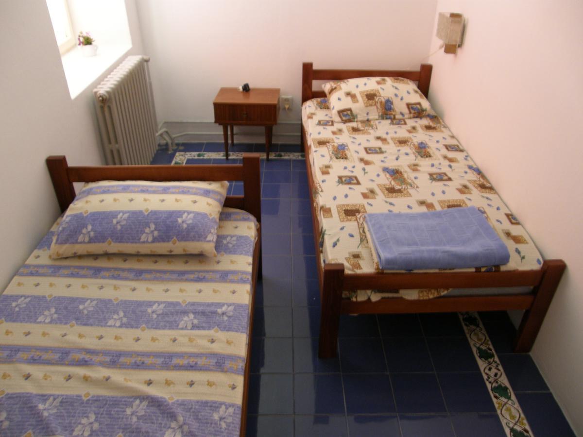فيلا Stone House In Buljarica Petrovac المظهر الخارجي الصورة